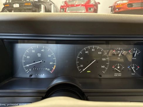 Used 1993 Cadillac Allante image 32