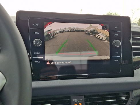 New 2026 Volkswagen Jetta SE FWD image 14