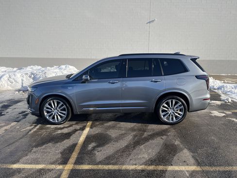 Used 2020 Cadillac XT6 Sport w/ Platinum Package image 3