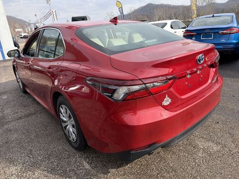 Used 2023 Toyota Camry LE image 7