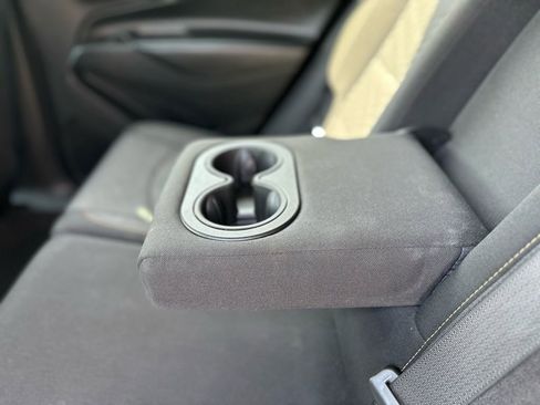 Used 2021 Chevrolet Equinox LT image 34