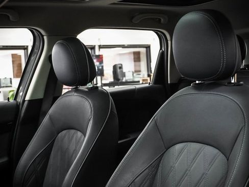 Used 2022 MINI Cooper Countryman S w/ Premium Package image 10