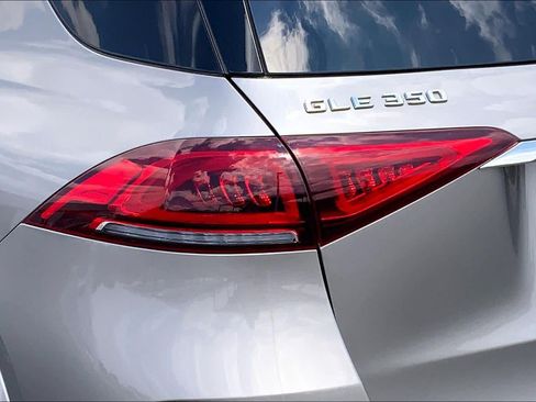 Used 2022 Mercedes-Benz GLE 350 4MATIC image 29