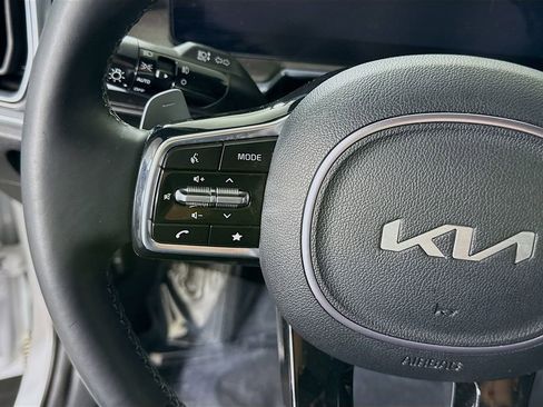 Used 2024 Kia Sorento SX Prestige AWD/4WD image 25