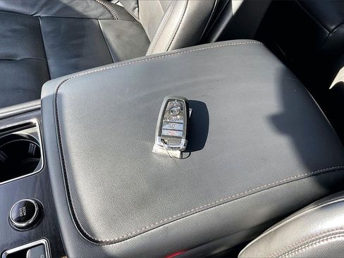 Used 2023 Lincoln Aviator Reserve w/ Equipment Group 201A image 11