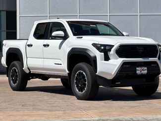 New 2026 Toyota Tacoma TRD Off-Road AWD/4WD video 2