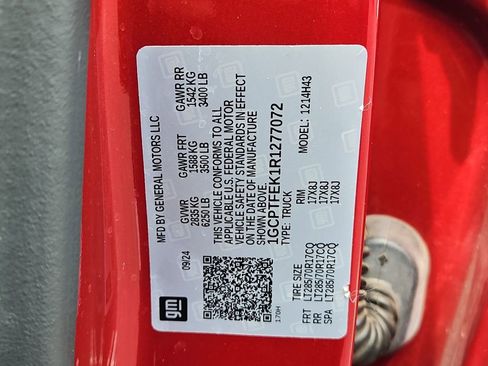 Certified 2024 Chevrolet Colorado ZR2 w/ ZR2 Convenience Package III AWD/4WD image 33