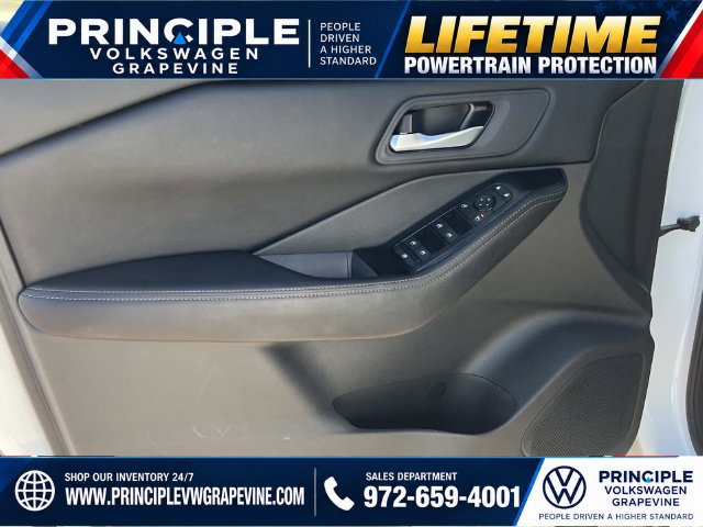 Used 2026 Nissan Rogue SV FWD image 10