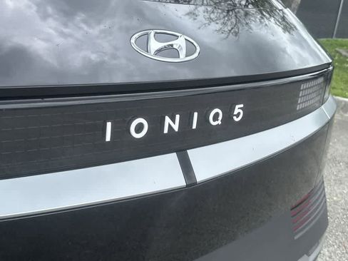 Used 2024 Hyundai Ioniq 5 SEL RWD image 11
