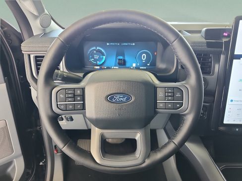 Used 2025 Ford F150 Lightning Flash AWD/4WD image 9