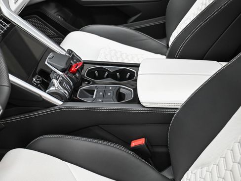 Used 2020 Lamborghini Urus image 27