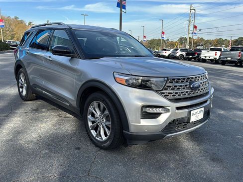 Used 2022 Ford Explorer Limited image 6