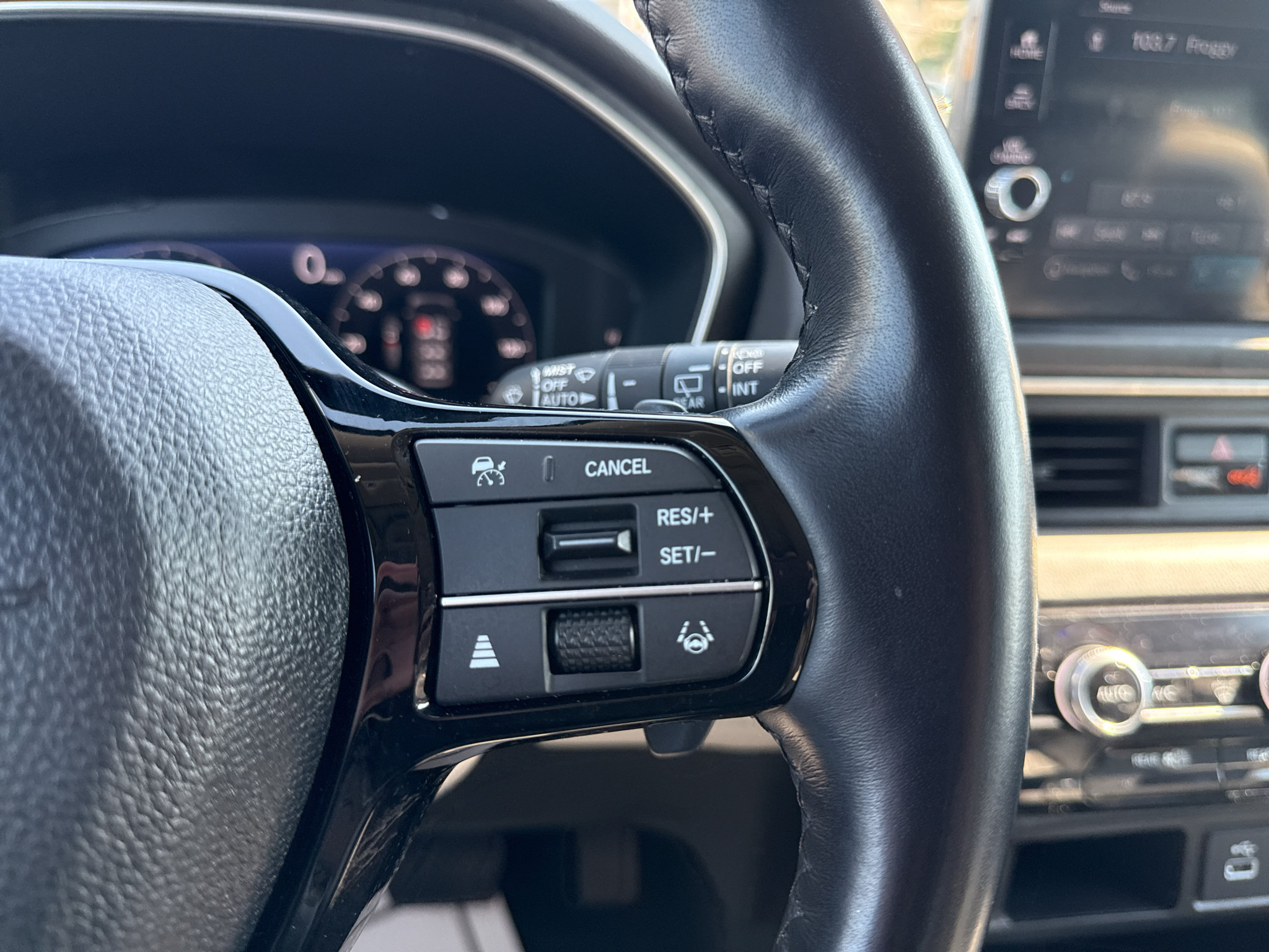 Used 2023 Honda Pilot Elite image 23