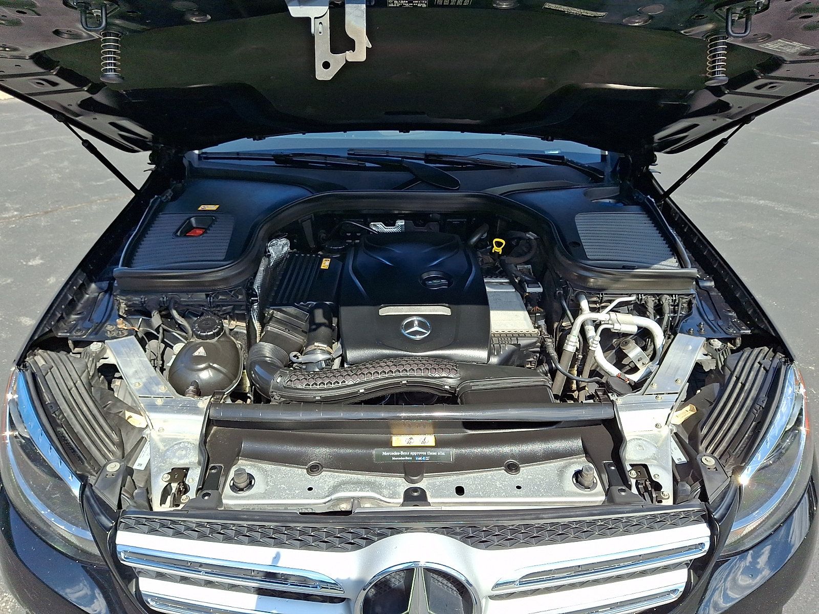 Used 2016 Mercedes-Benz GLC 300 4MATIC image 29