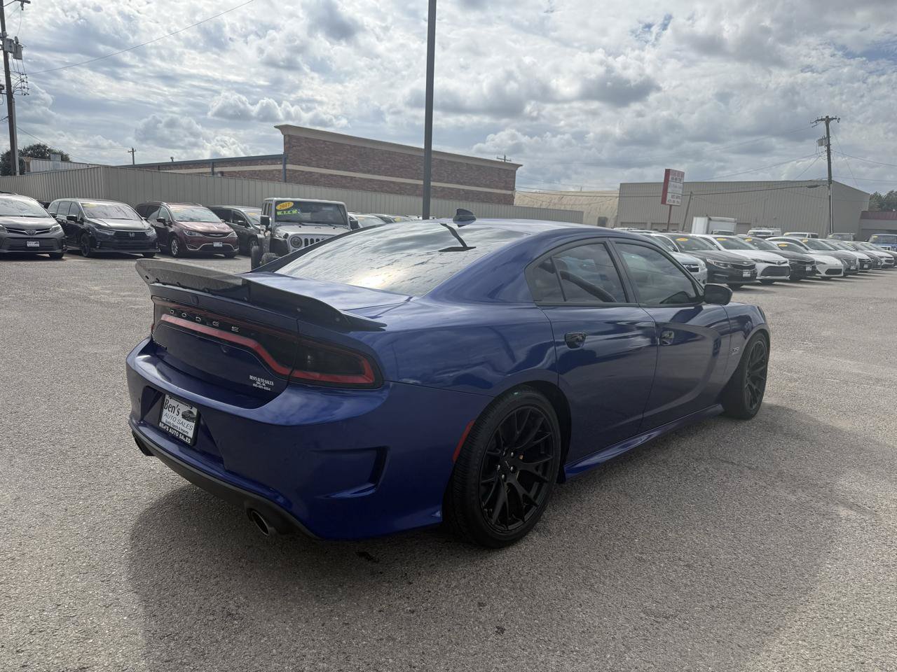 Used 2018 Dodge Charger R/T Scat Pack w/ Dynamics Package RWD image 6