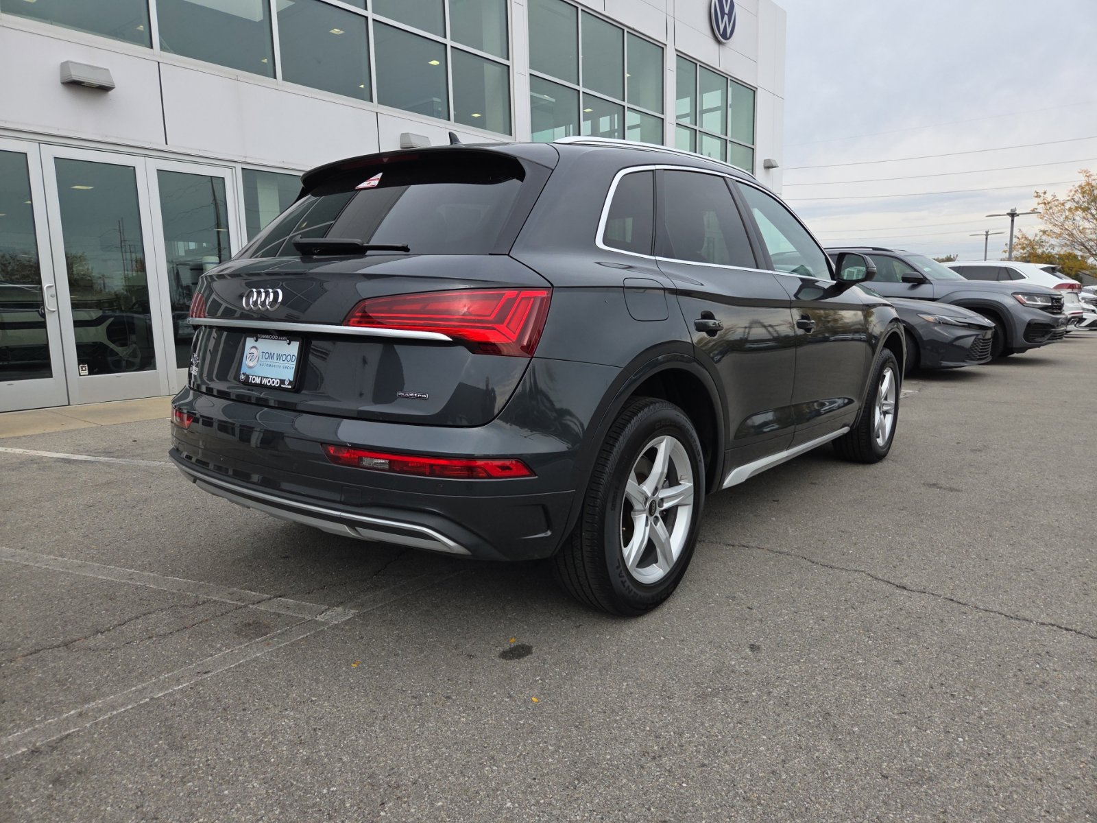 Used 2023 Audi Q5 2.0T Premium w/ Convenience Package AWD/4WD image 5