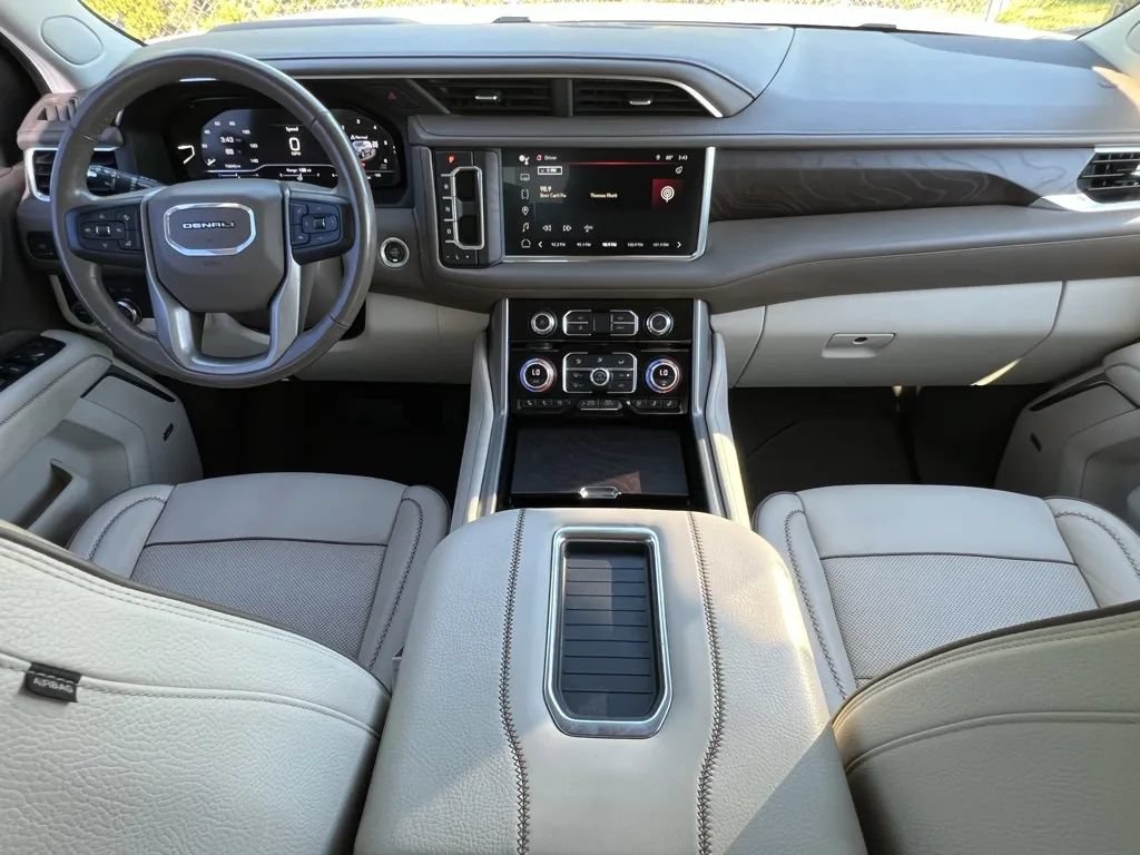 Used 2022 GMC Yukon Denali AWD/4WD image 21