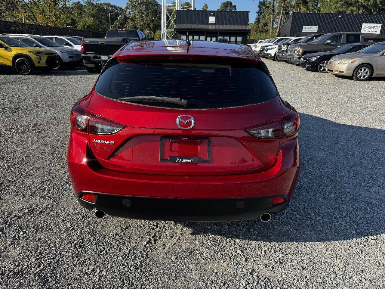 Used 2014 MAZDA MAZDA3 i Touring w/ Moonroof Package 1 FWD image 8