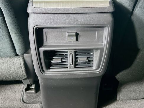 Used 2017 Nissan Murano SV image 26