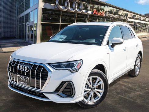 New 2025 Audi Q3 2.0T Premium image 1