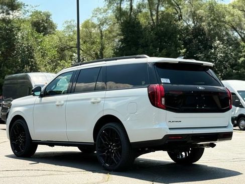 New 2026 Ford Expedition Platinum w/ Stealth Performance Package AWD/4WD image 47