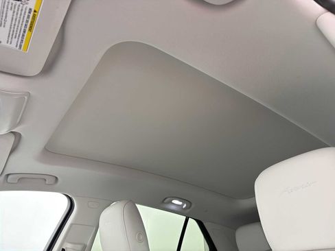 New 2026 Buick Envision Avenir image 33