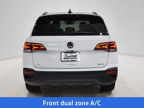 New 2024 Volkswagen Taos SE image 5