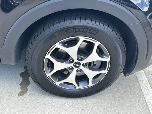 Certified 2022 Kia Telluride EX AWD/4WD image 15