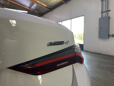 Used 2025 BMW i4 eDrive40 w/ Parking Assistance Package RWD image 5