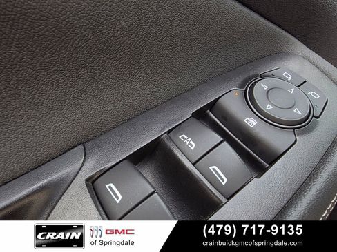 Used 2025 Buick Encore GX Preferred AWD/4WD image 11