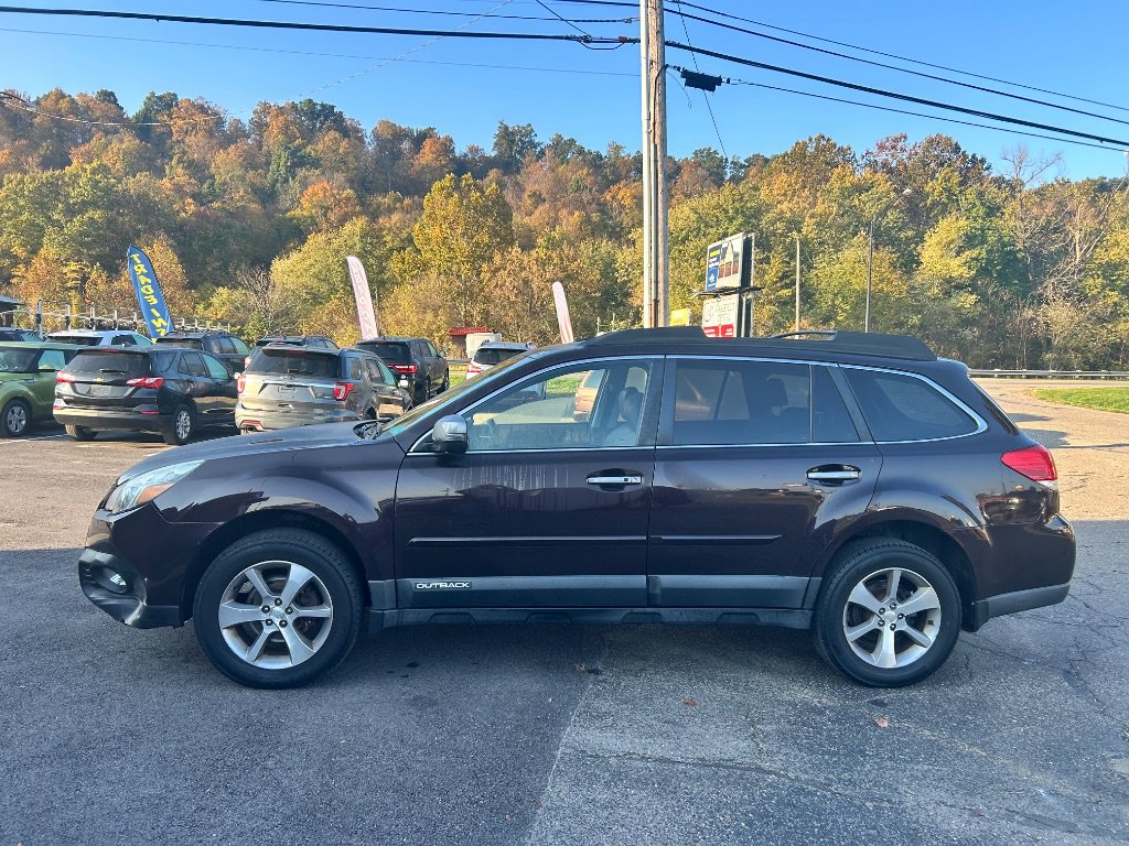 Used 2013 Subaru Outback 2.5i Limited AWD/4WD image 6