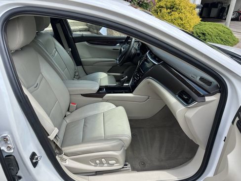 Used 2017 Cadillac XTS Luxury w/ Driver Awareness Package FWD image 25