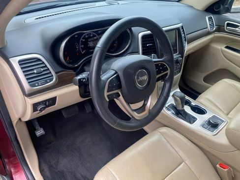 Used 2017 Jeep Grand Cherokee Limited w/ Luxury Group II image 10