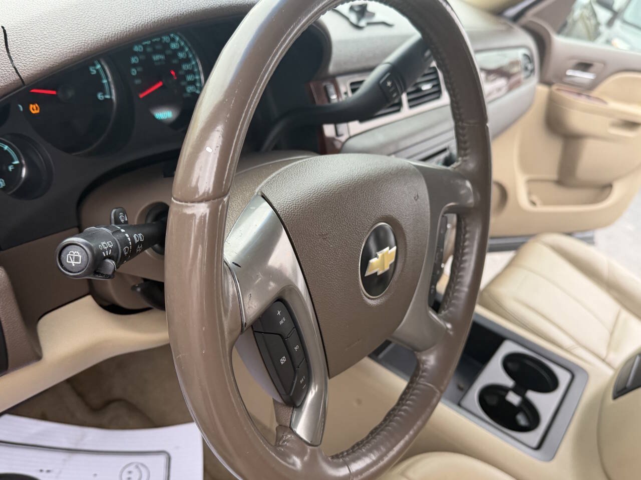 Used 2010 Chevrolet Tahoe LT AWD/4WD image 10