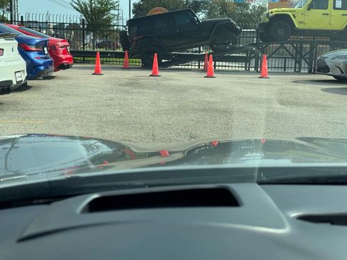 Used 2000 Chevrolet Corvette Convertible w/ Memory Pkg image 36