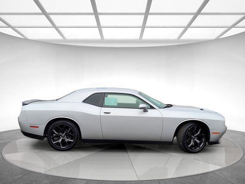 Used 2020 Dodge Challenger SXT w/ Blacktop Package image 2
