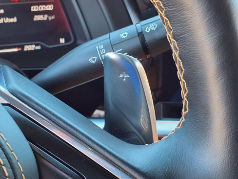 Used 2022 Chevrolet Corvette Stingray Premium Conv w/ Z51 Performance Package image 36