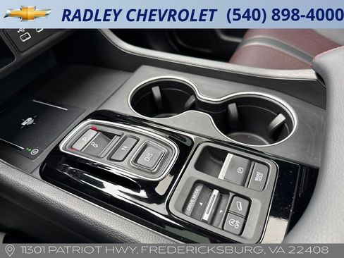 Used 2025 Honda Pilot Black Edition image 21