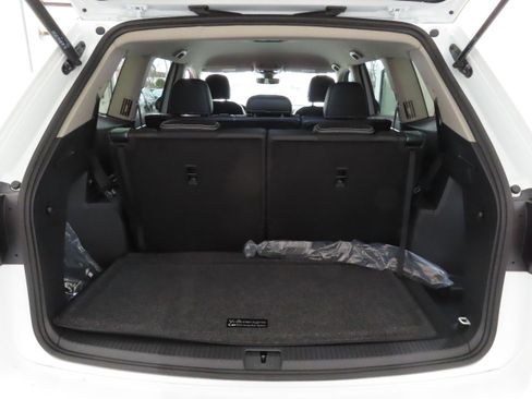 New 2026 Volkswagen Atlas SE FWD image 22