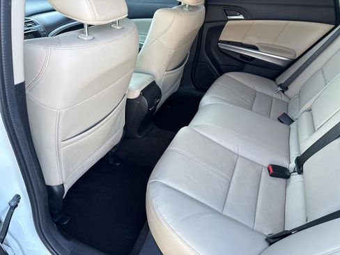 Used 2013 Honda Crosstour EX-L image 41