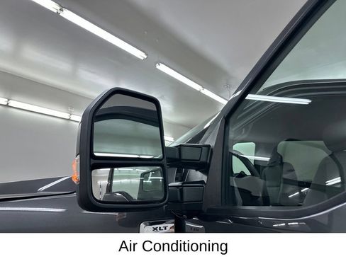 Used 2019 Ford F250 XLT w/ XLT Value Package AWD/4WD image 21