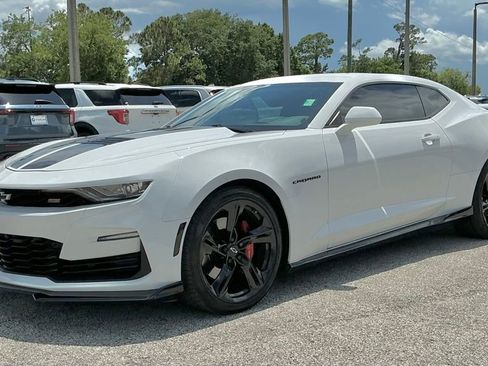 Used 2022 Chevrolet Camaro SS RWD image 1