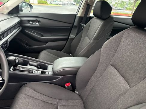Used 2024 Honda Accord EX image 13
