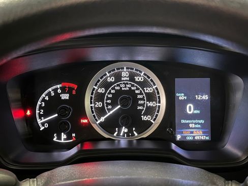 Used 2022 Toyota Corolla LE image 18