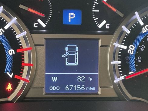 Used 2019 Toyota 4Runner SR5 AWD/4WD image 13