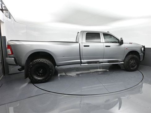 Used 2024 RAM 3500 Tradesman w/ Chrome Appearance Group AWD/4WD image 24
