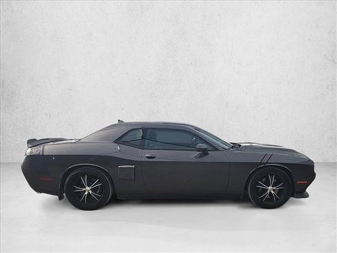 Used 2016 Dodge Challenger R/T Scat Pack w/ Leather Interior Group image 6