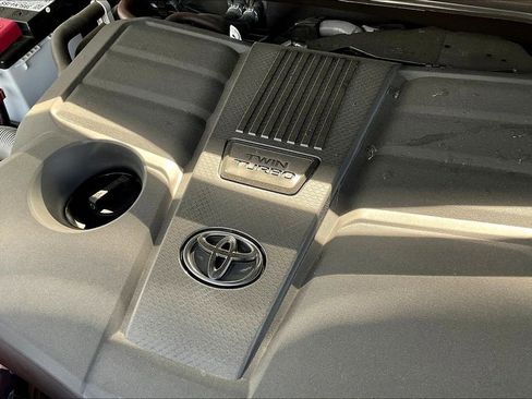 Used 2025 Toyota Tundra SR5 AWD/4WD image 34