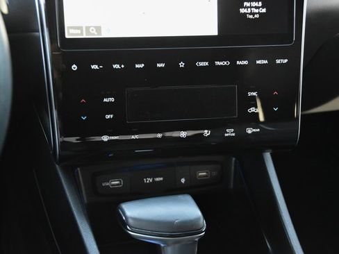 Used 2024 Hyundai Santa Cruz Limited image 42