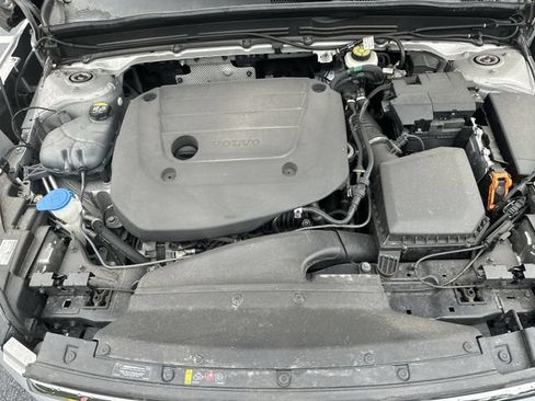 Used 2023 Volvo XC40 B5 Core w/ Convenience Package AWD/4WD image 20